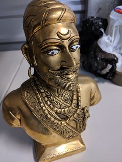 Heavy bronze bust