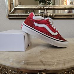 Boy's VANS Shoes Size 13.5 