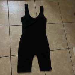 Women’s Black romper bodysuit NEW
