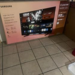 TV Samsung 65inch