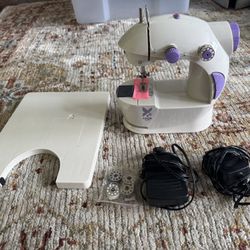Mini Sewing Machine 