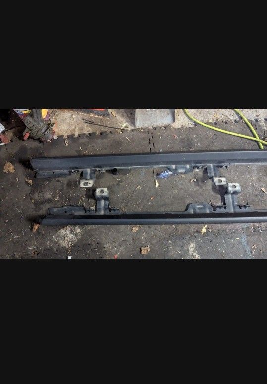 Jeep Gladiator Wrangler Rock Sliders