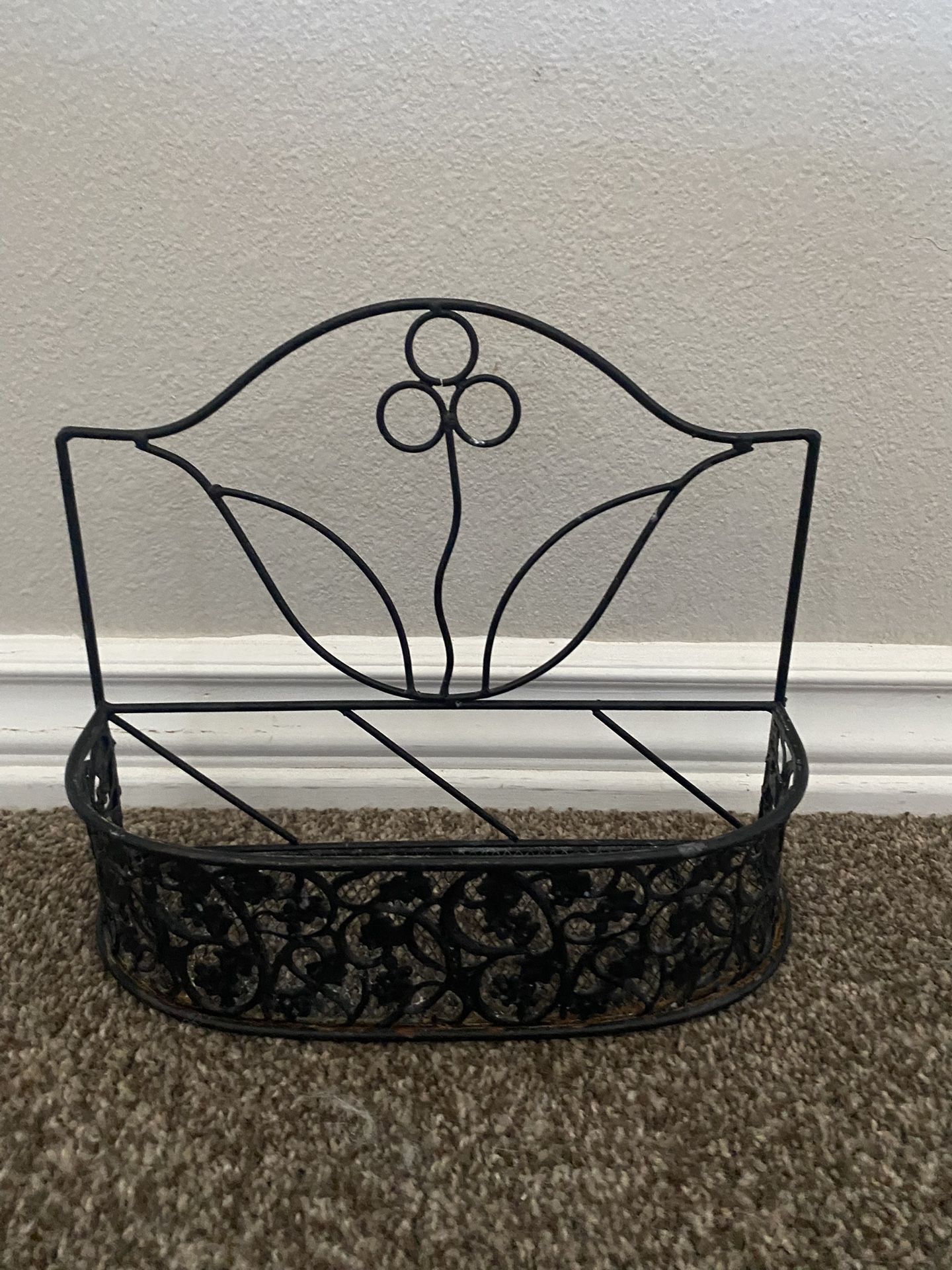 Wall mounted Basket /Planter
