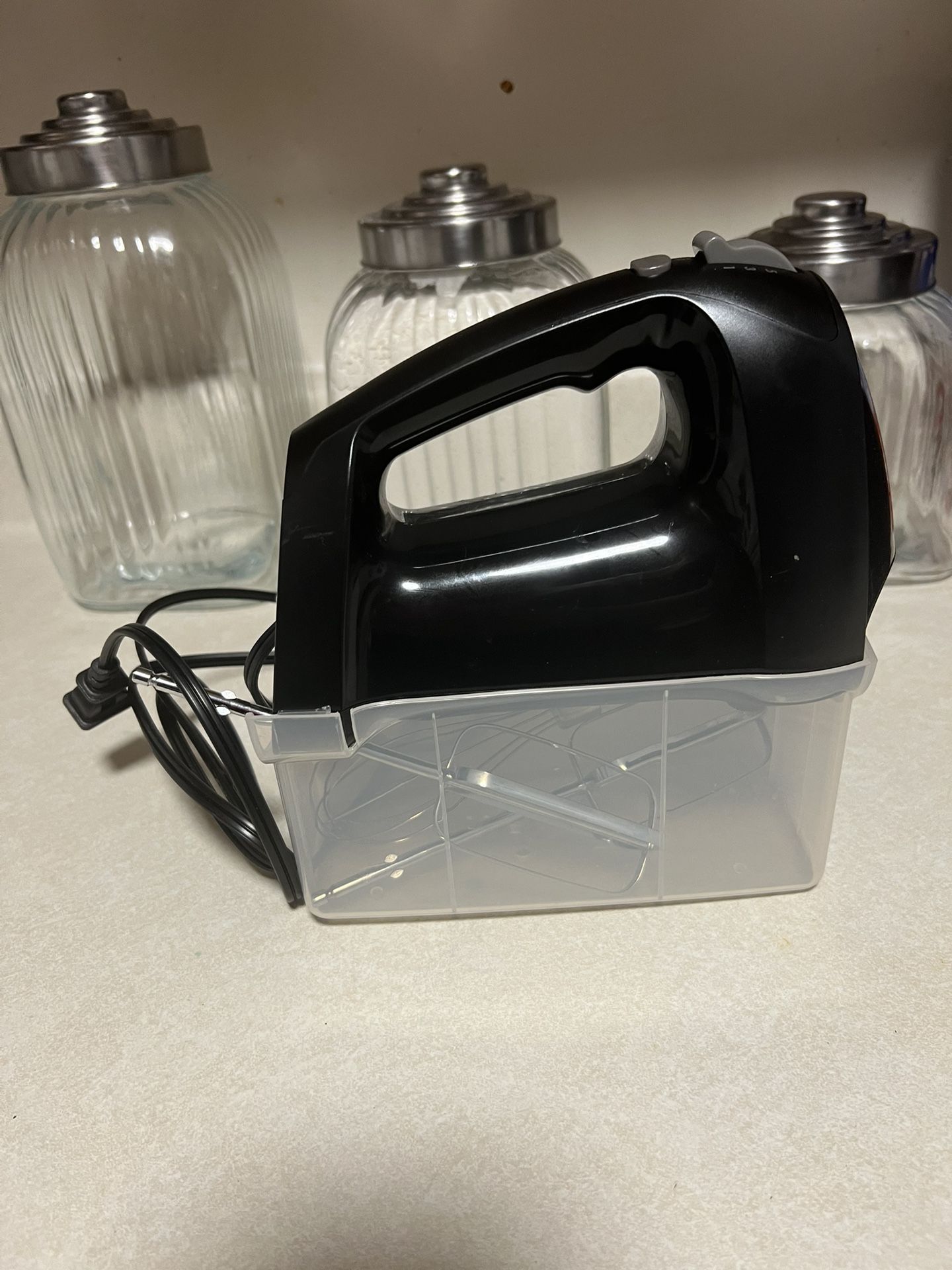 Hand Held Mixer W/accessories