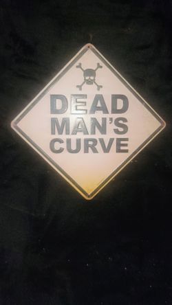 Dead Man's Curve Metal Novelty Sign