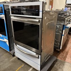 Frigidaire Gallery Series  GCWG2438AF 24 Inch Single Gas Wall Oven