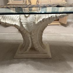 Beautiful Dining Table 