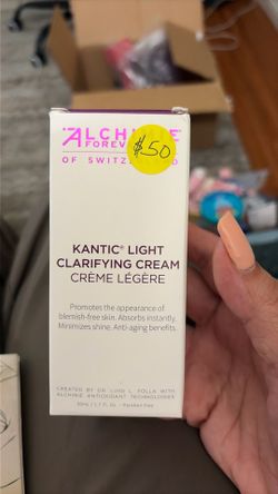 Clarifying cream