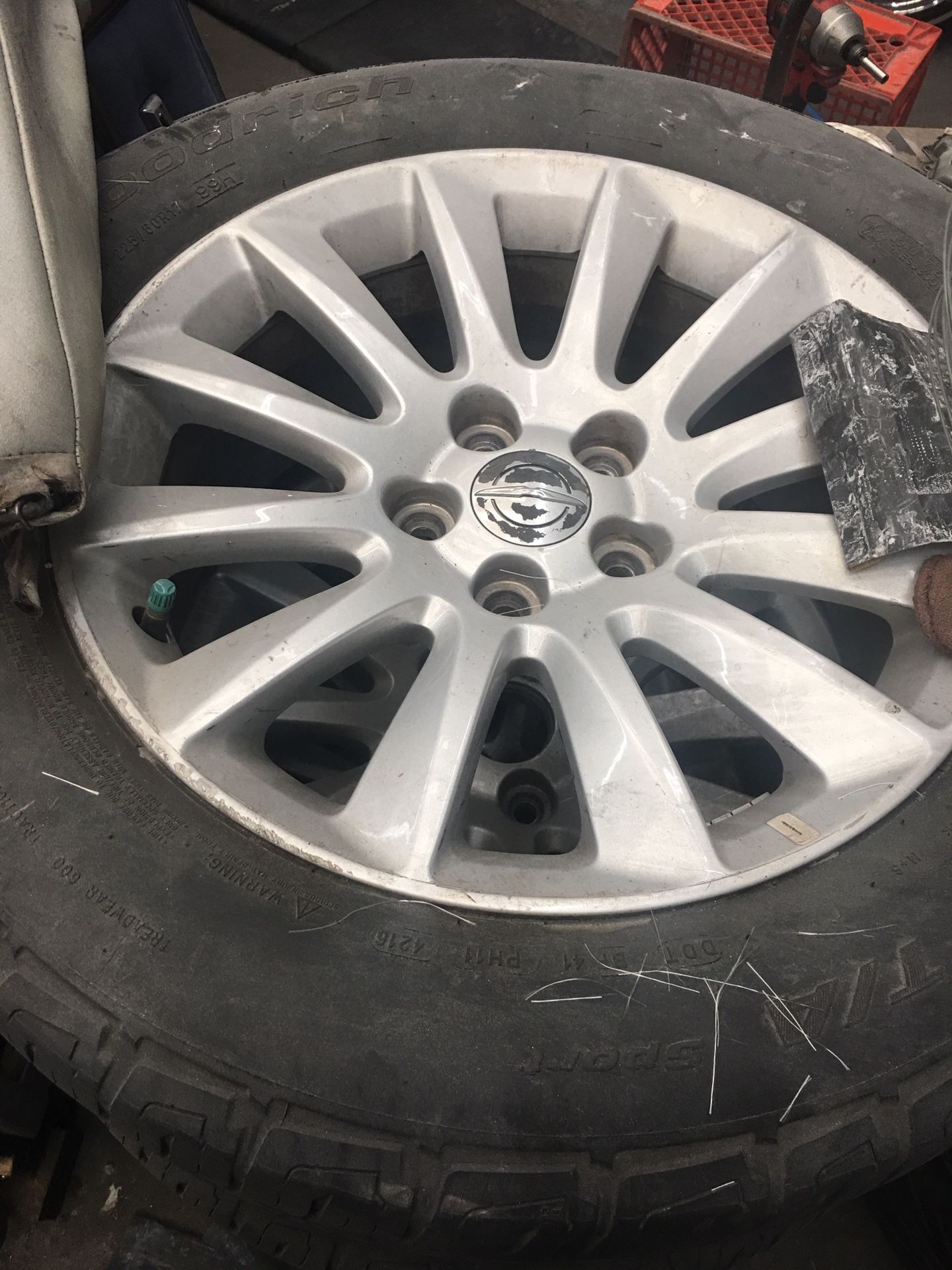 Chrysler 300 rims and tires