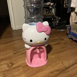 Vintage Hello Kitty KT3102 Mini Water Dispenser 