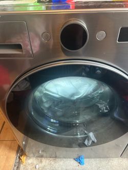 LG Smart Front Load Washer – Black Stainless, AI Dial, Large Capacity