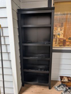Free bookshelf