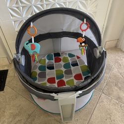 Fisher-Price On-the-Go Baby Dome
