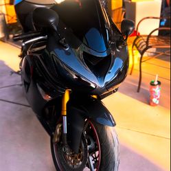 2005 Kawasaki ZX6R