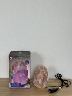 Himalayan Salt Crystal Lamp (Color Changing)