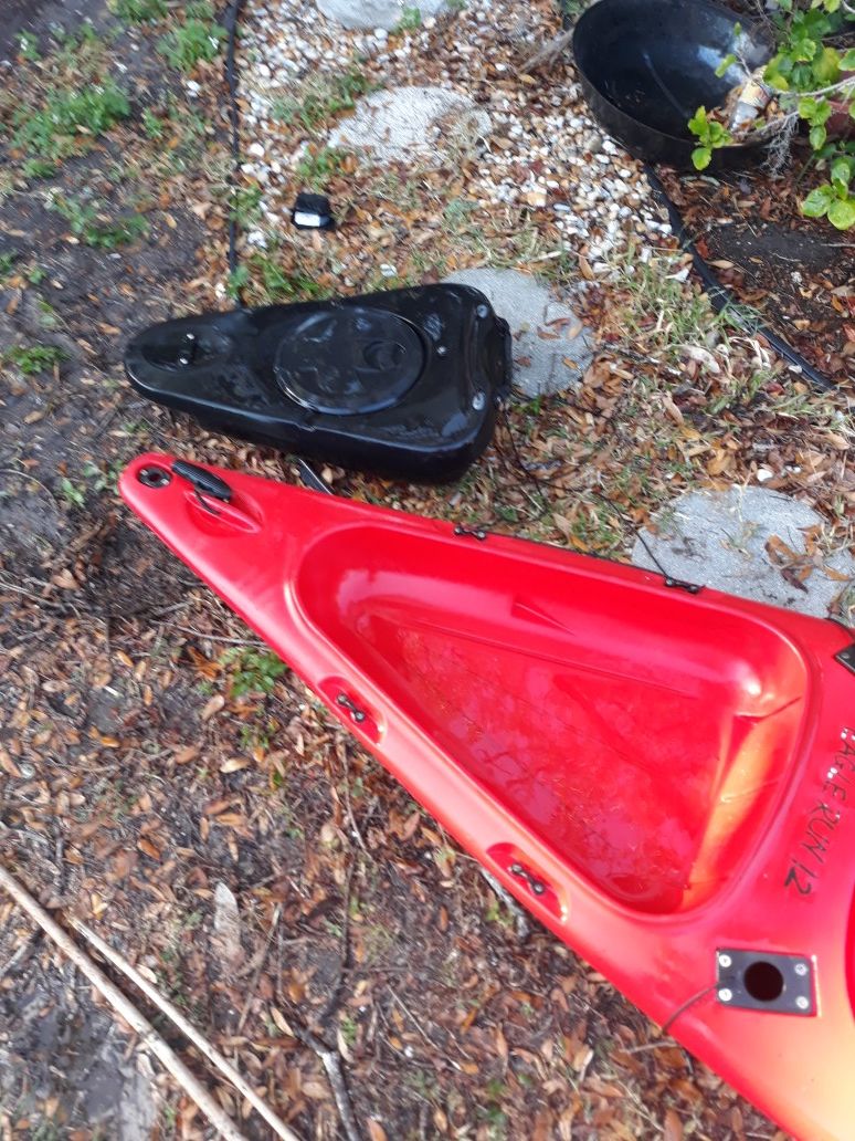 Field and stream eagle run 12 kayak 12 ft for Sale in N REDNGTN BCH, FL