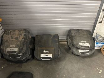 Jeep Wrangler JK JKU Mopar OEM 3.6L V6 Engine Cover 2012-2017 (contact info removed)AB