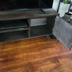 Retro Tv Stand $40