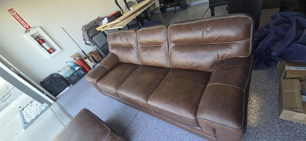 sofa leather