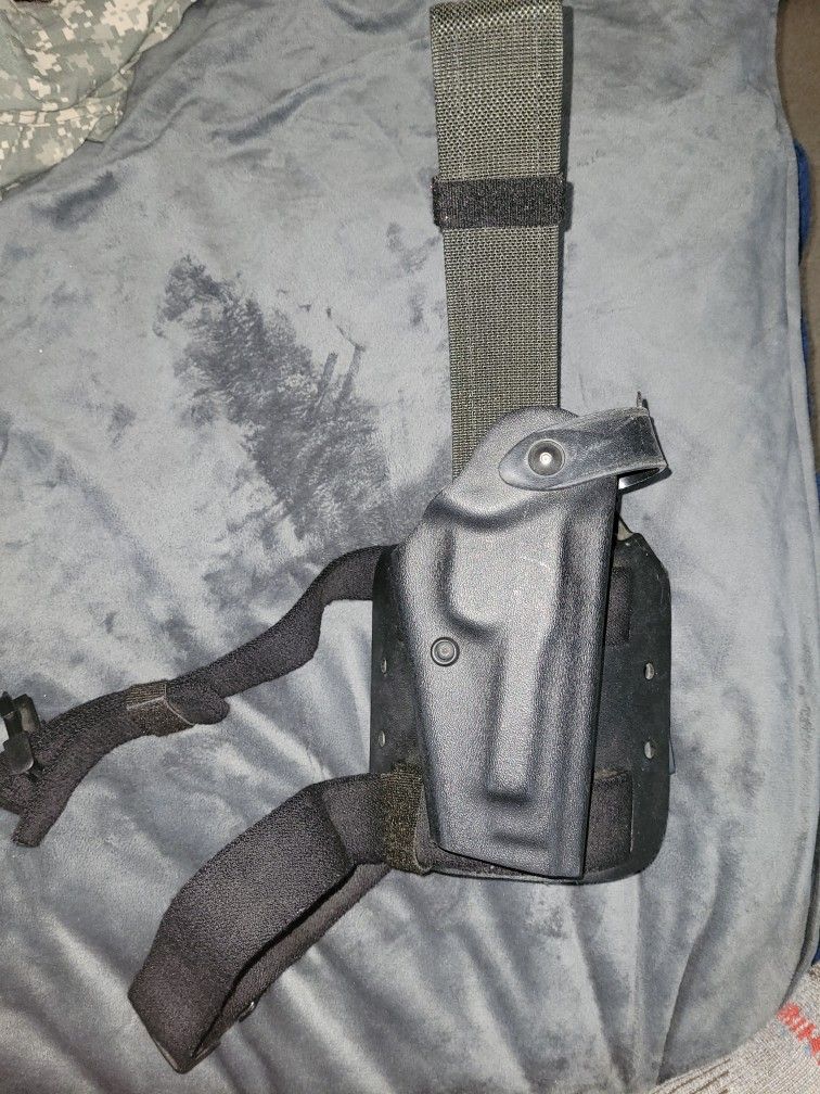 Pistol Leg Holster