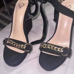 Heels/wedges Size 7