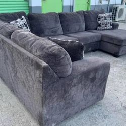 Upgrade Sectional Couch  Living room Set 