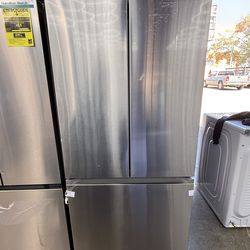 Brand new Samsung 17.5 cu. ft. Counter Depth 3-Door French Door Smart Refrigerator in Stainless Steel
