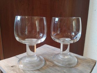 Set of two snifter glasses
