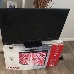 32 Inch Sanyo Tv With Fire stick
