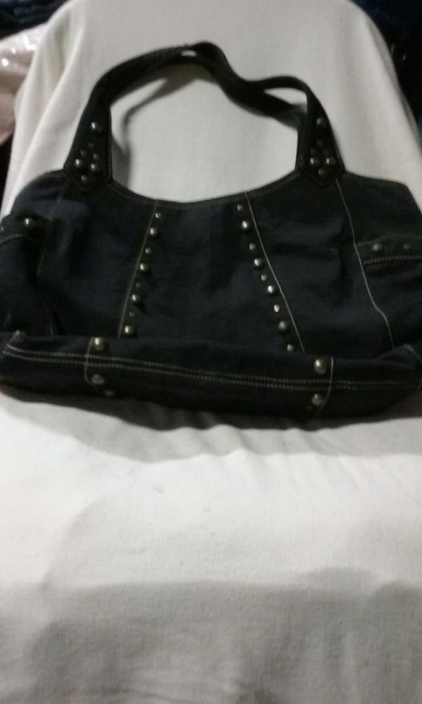Large black Kenneth Cole Reaction shoulder bag for Sale in Murrells Inlet, SC - OfferUp
