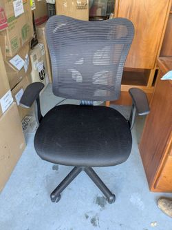 Office Chair -Adjustable and lumbar supportive