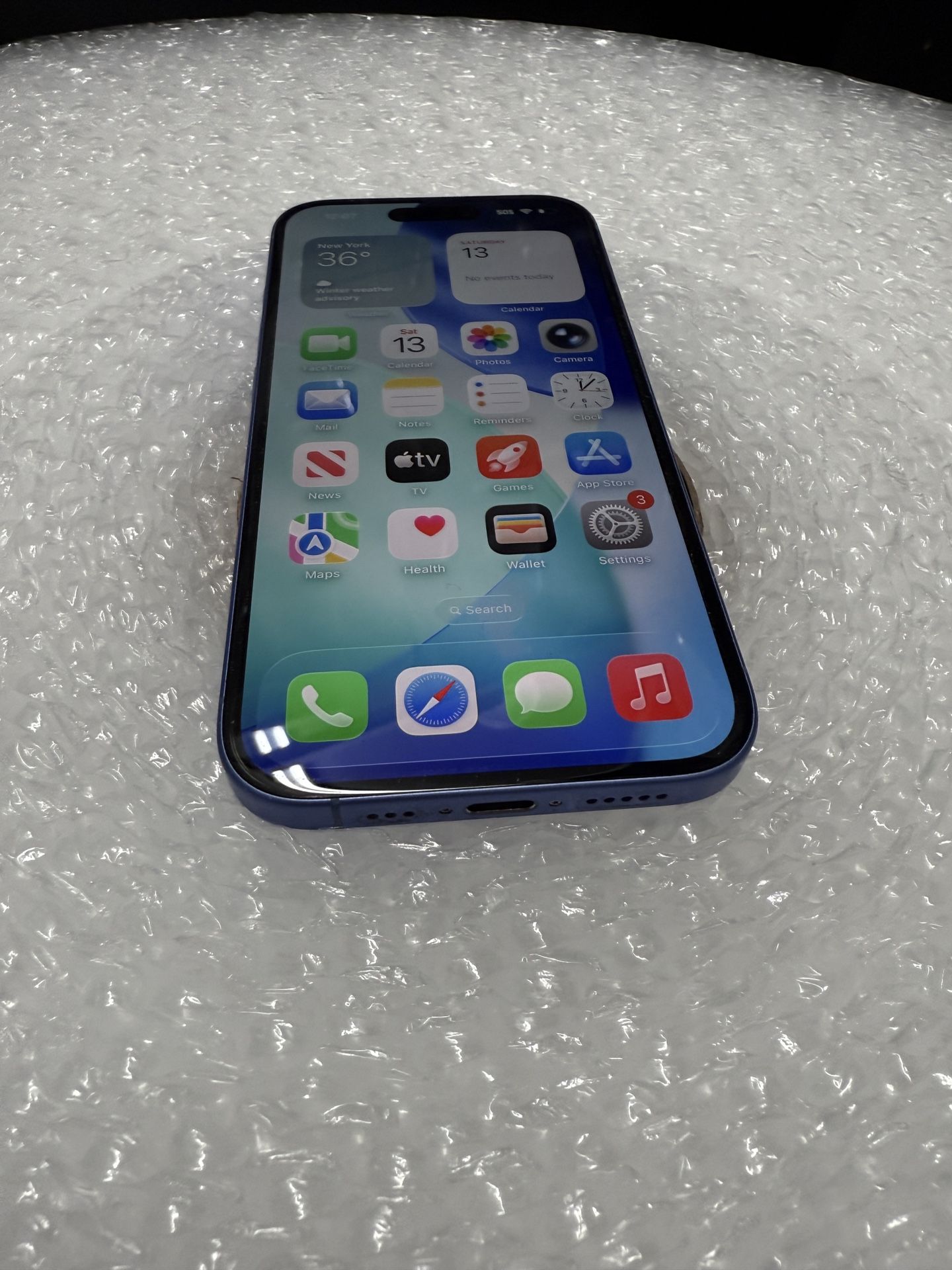 128 GB iPhone 16, Verizon, AT&T, T-Mobile, unlocked