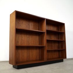 1960’s Mid Century Modern Walnut Bookcase Shelf 