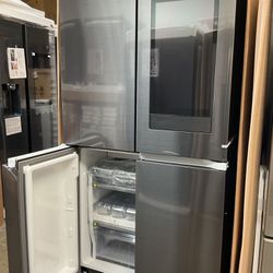 FAMILY HUB (SCREEN) 4-FRENCH DOOR Refrigerator(New Product)  - BEVERAGE CENTER  - Metal Cooling Interior - Convert Drawer