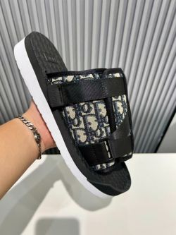 DM BEFORE PURCHASE ‼️ Dior slides