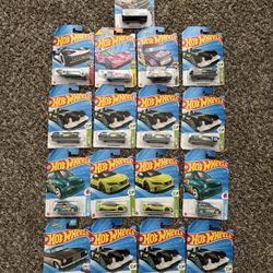 17pc Hot Wheels Treasure Hunts
