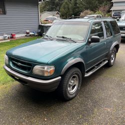 1998 Ford Explorer Sport