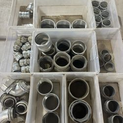 LOT* Thomas & Betts Metal Conduit Fittings / Couplings / Adapters 