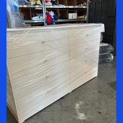 8 Drawer Dresser 