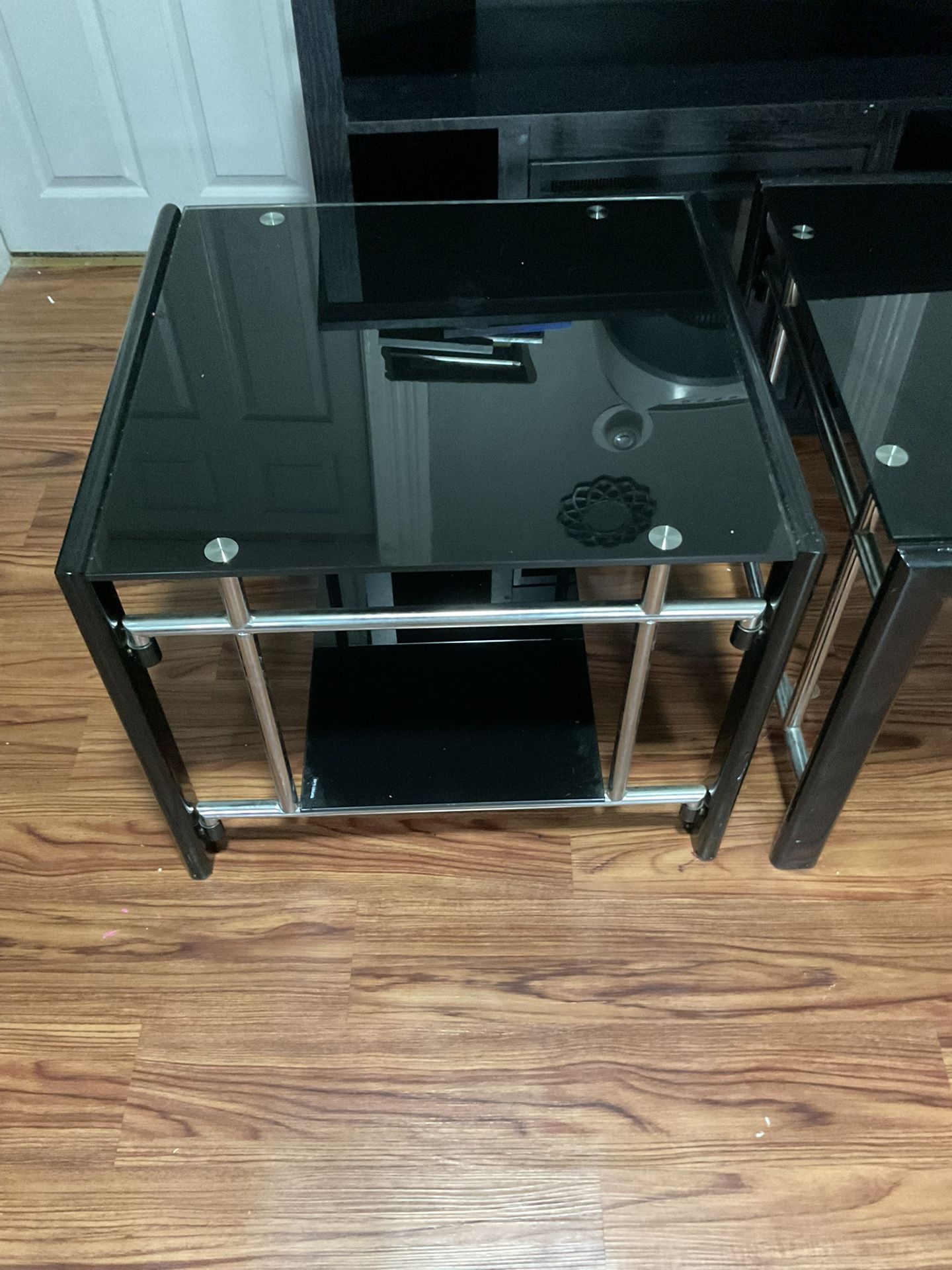 2 End Tables