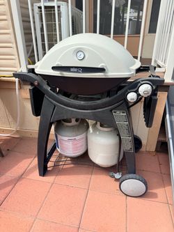 Weber Q 3200 Grill