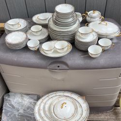 Limoges B&C  1909  China Set 70 Pieces