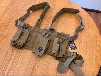 New Modular Chest Rig, Tan, Holds Six Rifle and Six Pistol Mags Carrier