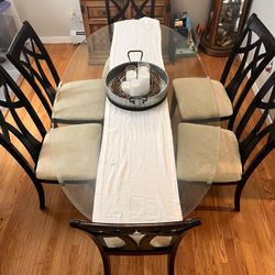 Dining Room Table Set- Seats 6