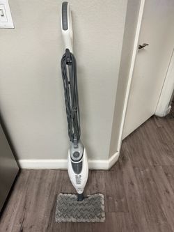 Shark Professional Steam Pocket Mop Corded Steam mop