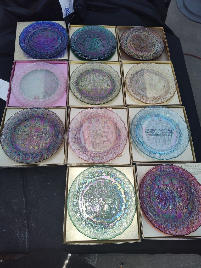 Vintage "The 12 Days Of Christmas" Plates