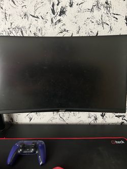 Acer 24’ curved gaming monitor