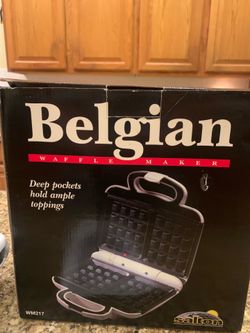 Waffle maker Salton Cool-Touch Belgian Waffle Maker (Model WM217)