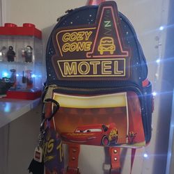 Lightning mcqueen backpack