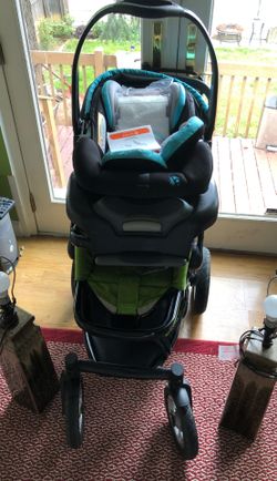 Baby trend and car seat and stroller and 2 lamps